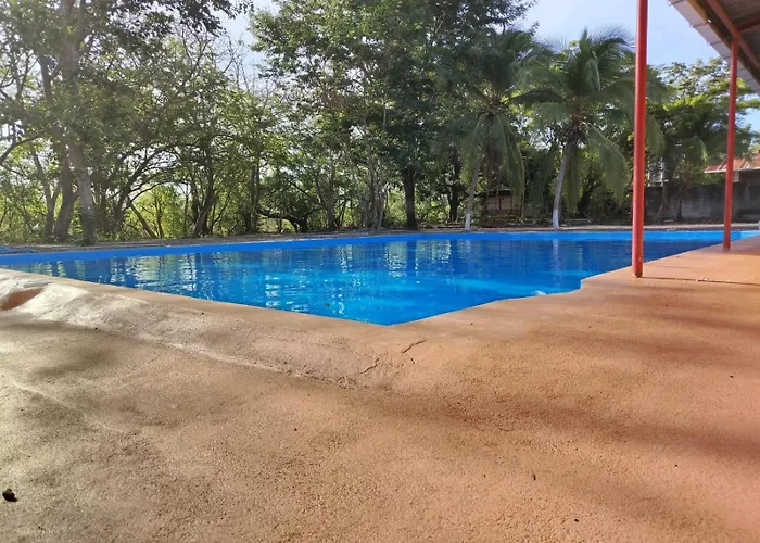 Bed and breakfast El Cocobolo Food&rest 6 Wifi Ac Pkg Free Swimmingpool